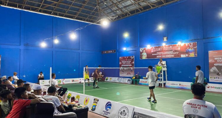 Komunitas Penghobi Badminton (KPB) Selenggarakan Merah Putih Cup II 2024. (foto : istimewa)