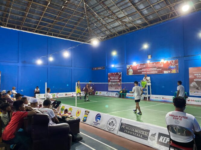 Komunitas Penghobi Badminton (KPB) Selenggarakan Merah Putih Cup II 2024. (foto : istimewa)