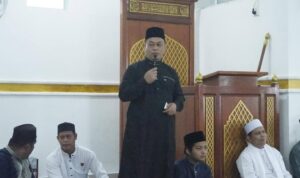 Bupati-Lingga-Melaksanakan-Safari-Ramadan-1447-Hijriah-di-Desa-Persing-1068x601